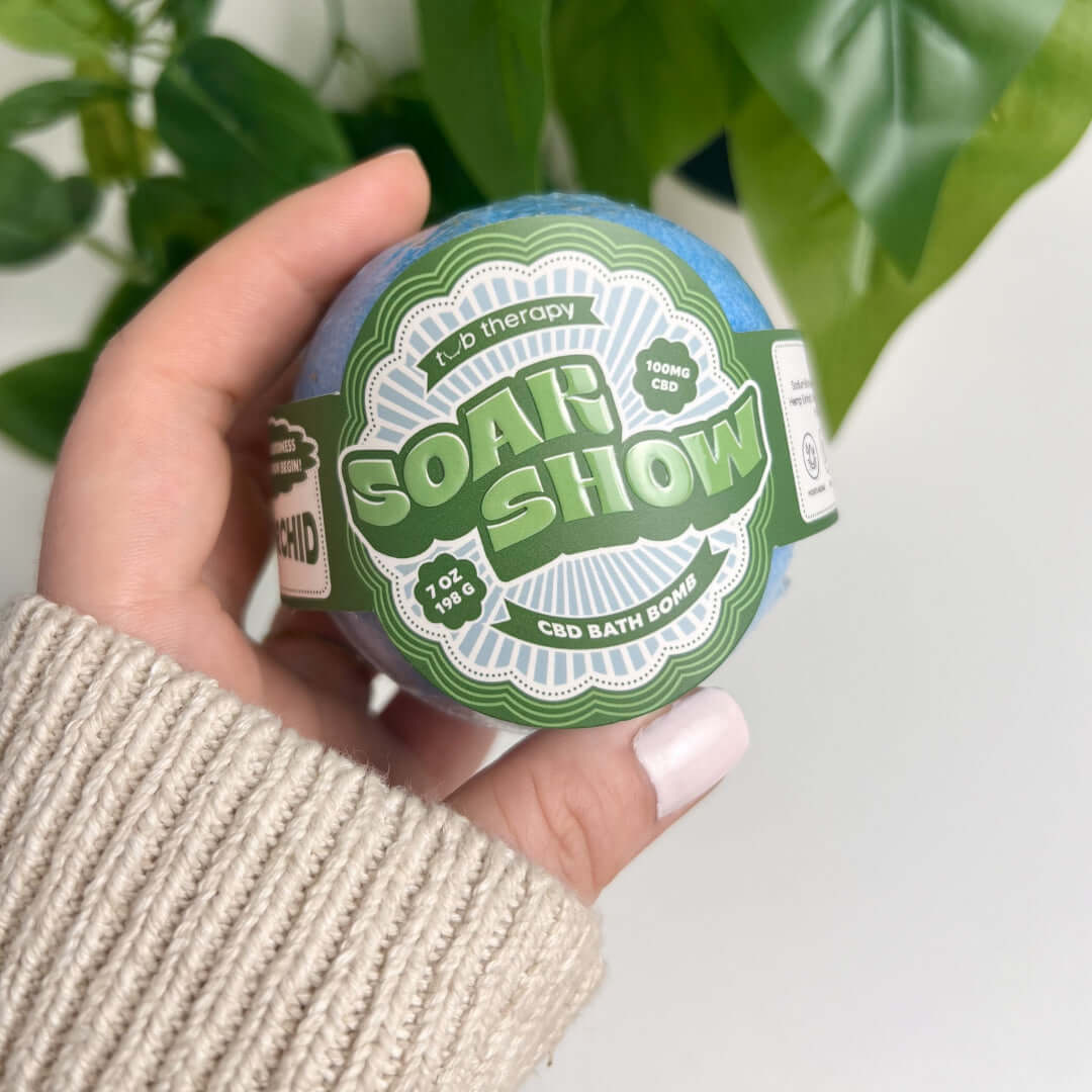 Tub Therapy Soakshow CBD Bath Bomb in Blue Orchid