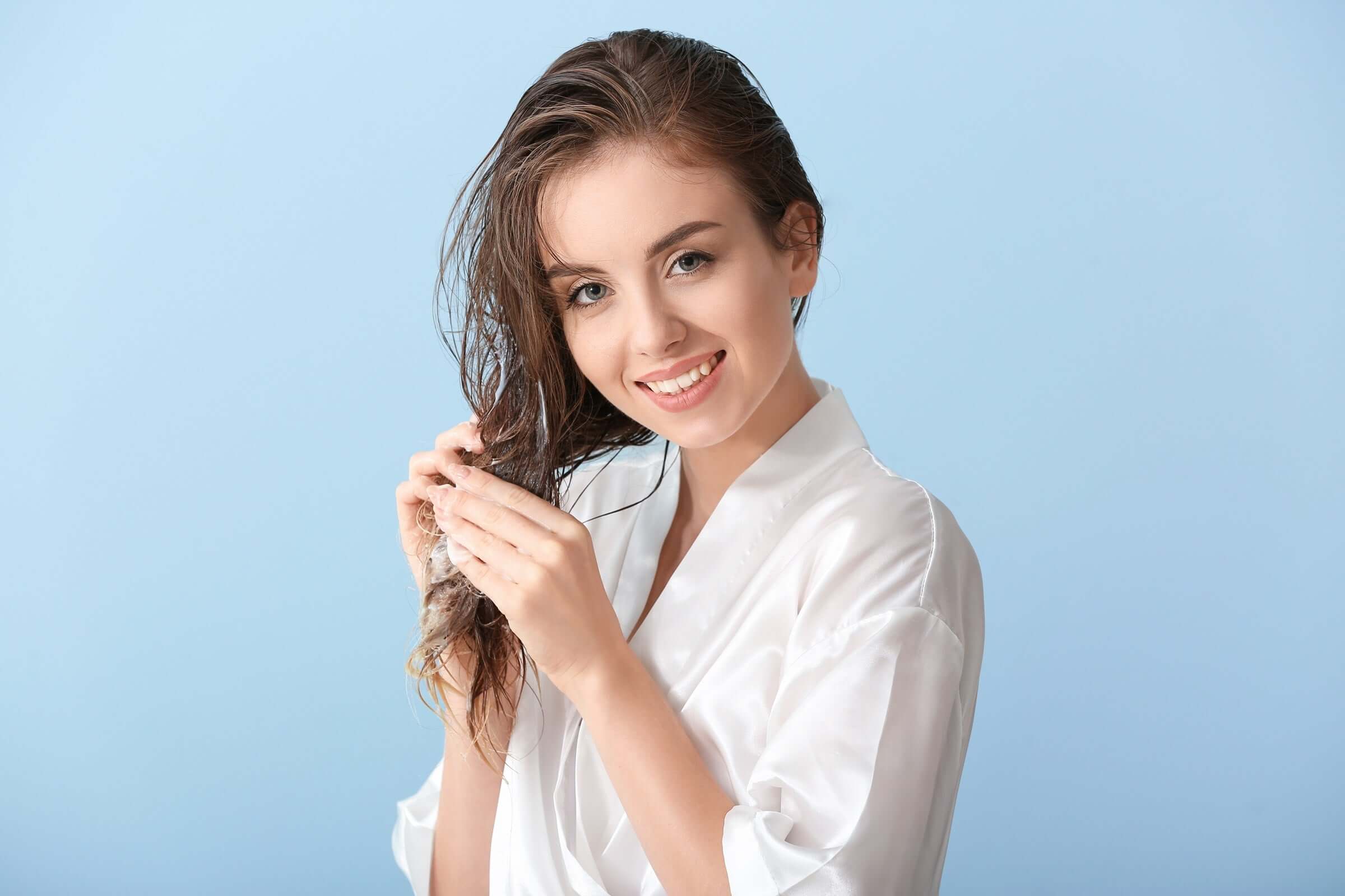 Washing Your Hair in Bath Bomb Water: Is It a Good Idea?