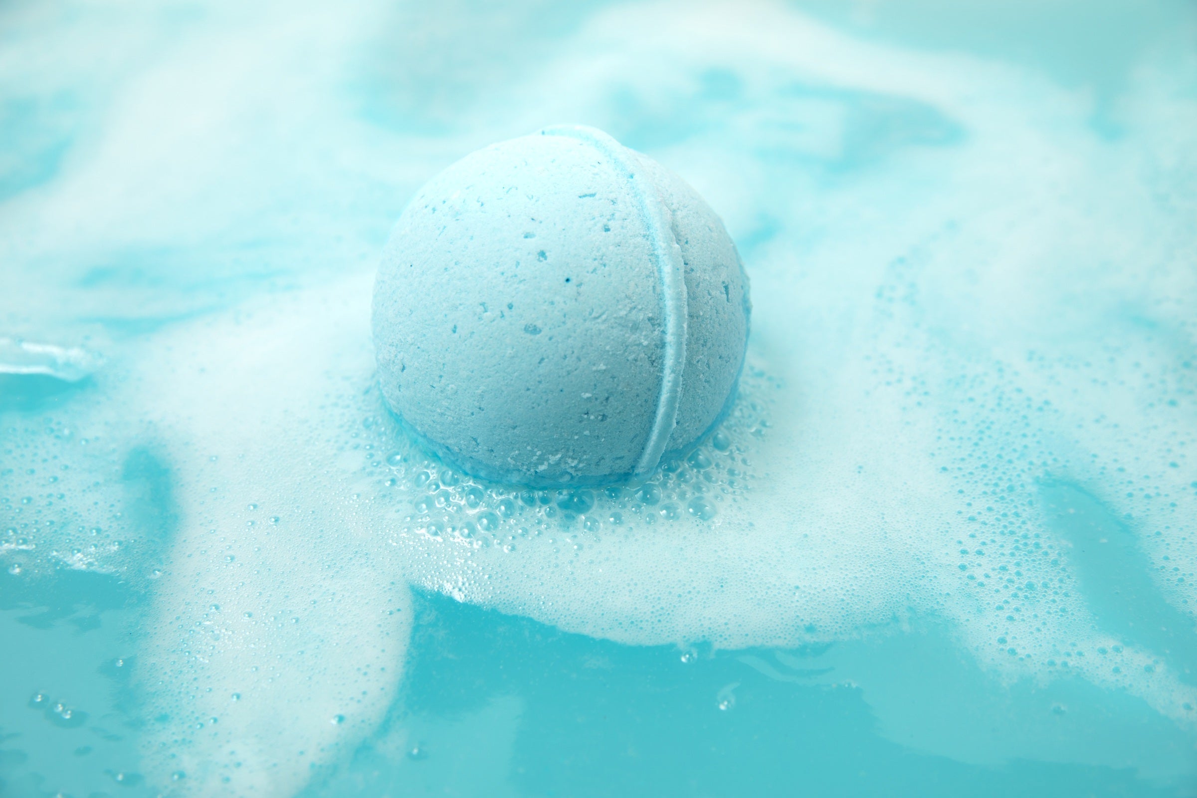 Epsom Salt Bath Bomb with CBD: Benefits And Uses | Tub Therapy