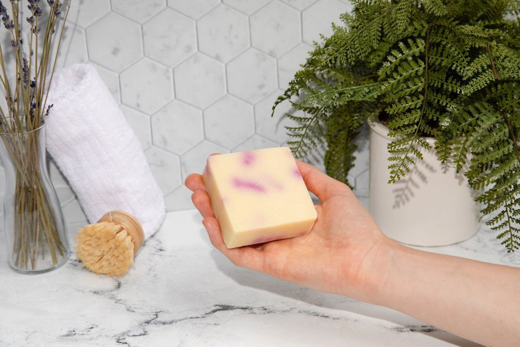 Bath Time Battle: Cold-Processed CBD Soap Versus Body Wash - Tub Therapy