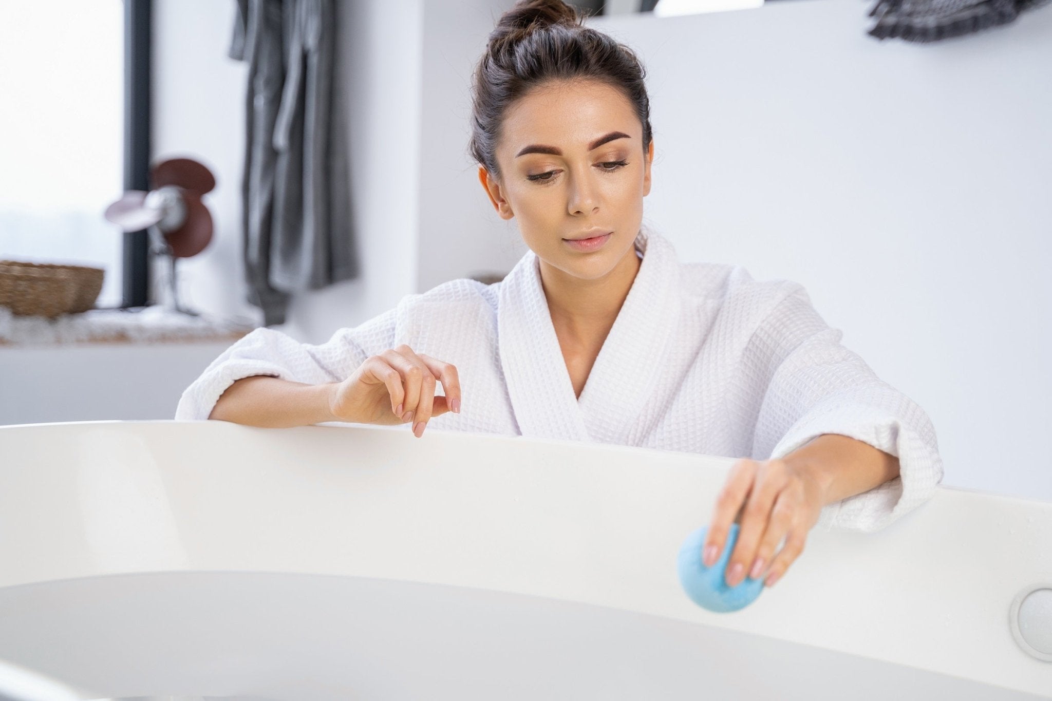 Do Bath Bombs Clean You? Unveiling the Truth Behind the Fizz - Tub Therapy