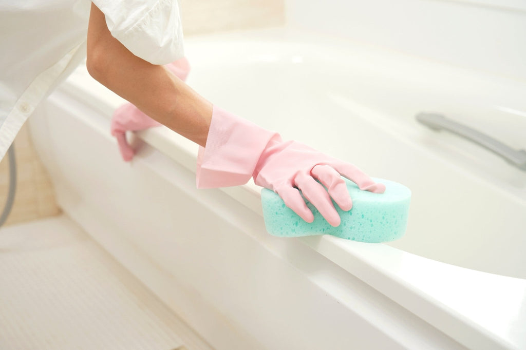 Do Bath Bombs Stain Your Tub and What to Do About It - Tub Therapy